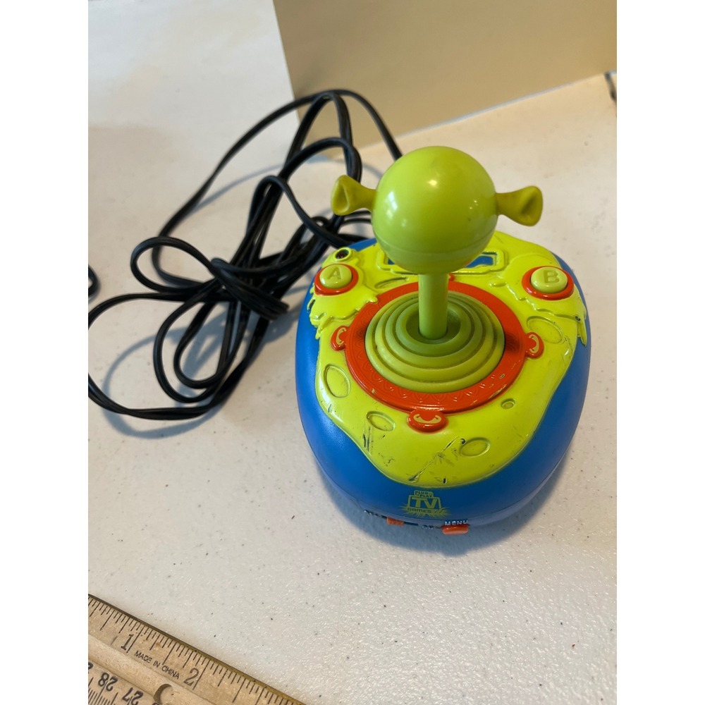 Jakks Pacific Shrek Plug & Play TV Games Joystick Console RCA Retro 2006